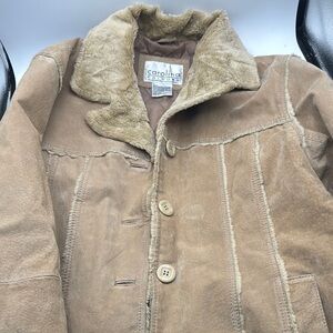 Caramel Suede Leather Jacket w/faux fur collar- button up- women’s M-travel-